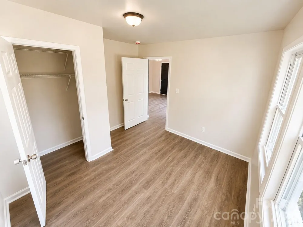 302 S Myrtle School Road Gastonia, NC 28052
