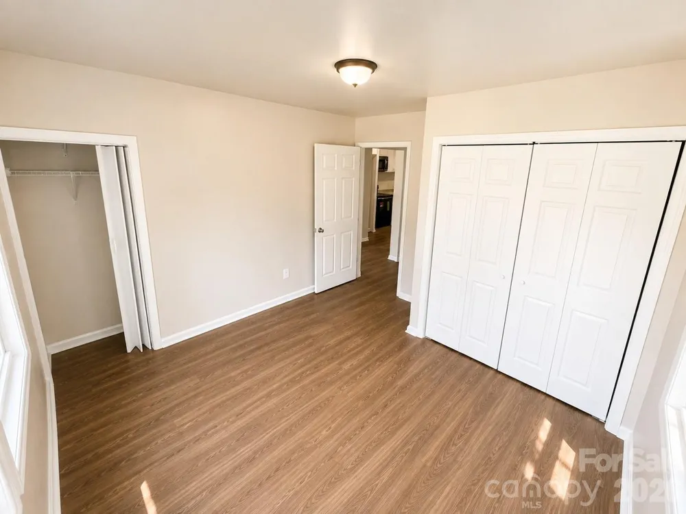 302 S Myrtle School Road Gastonia, NC 28052