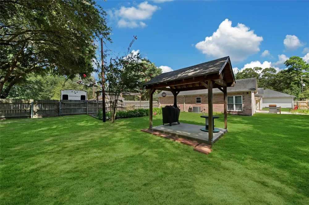 34605 Kara Lane Pinehurst, TX 77362