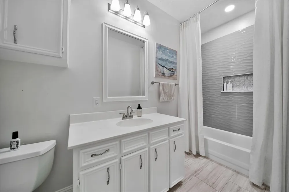 34605 Kara Lane Pinehurst, TX 77362