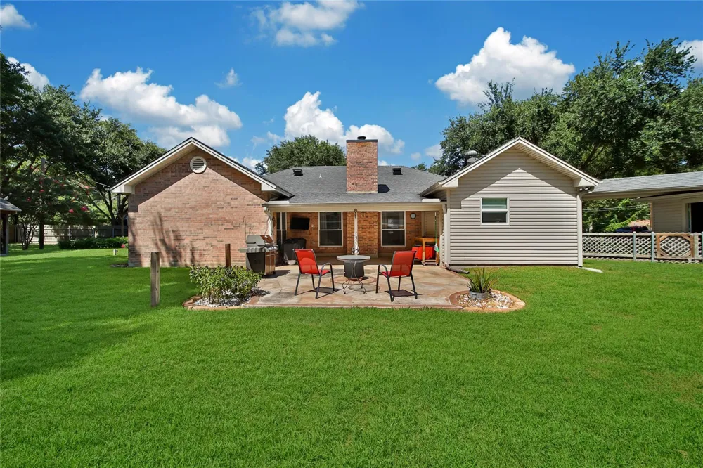 34605 Kara Lane Pinehurst, TX 77362