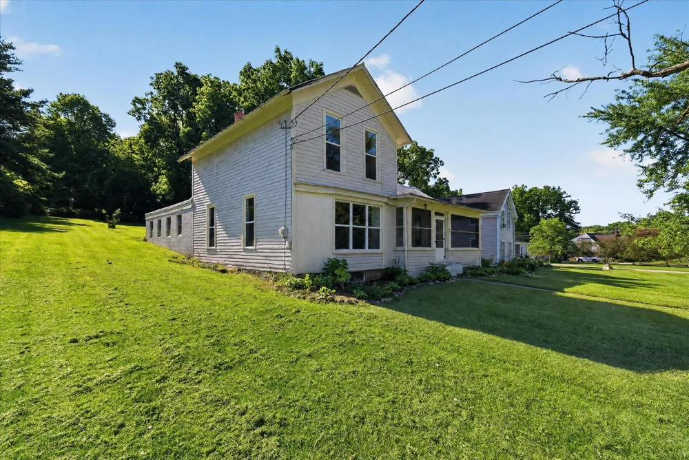 507 Furnace Street Manchester, MI 48158