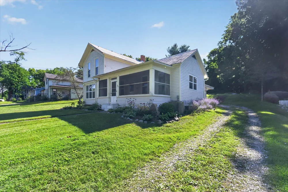 507 Furnace Street Manchester, MI 48158