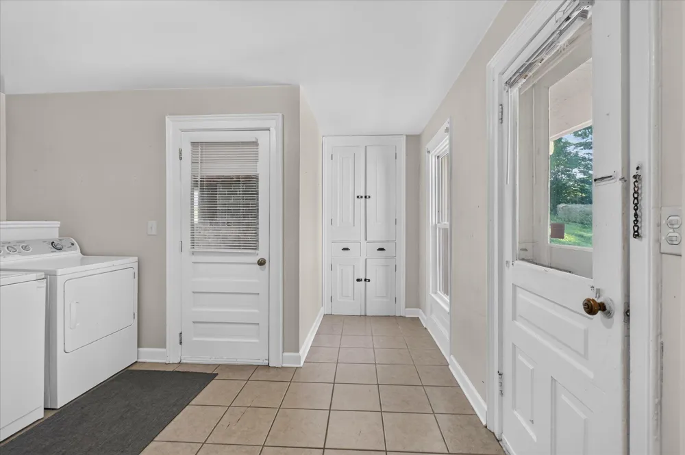 507 Furnace Street Manchester, MI 48158