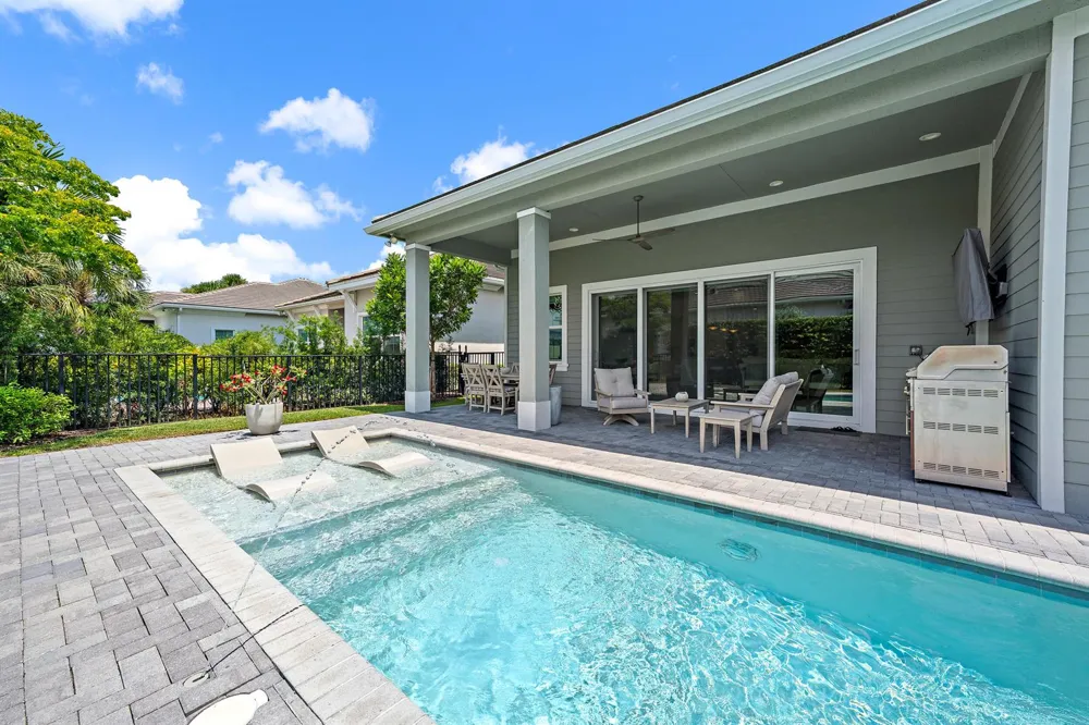 9935 Timber Creek Way Palm Beach Gardens, FL 33412
