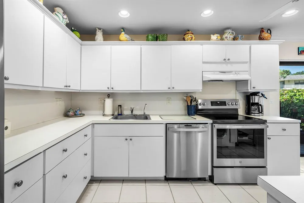 16 WESTGATE LANE #16C Boynton Beach, FL 33436