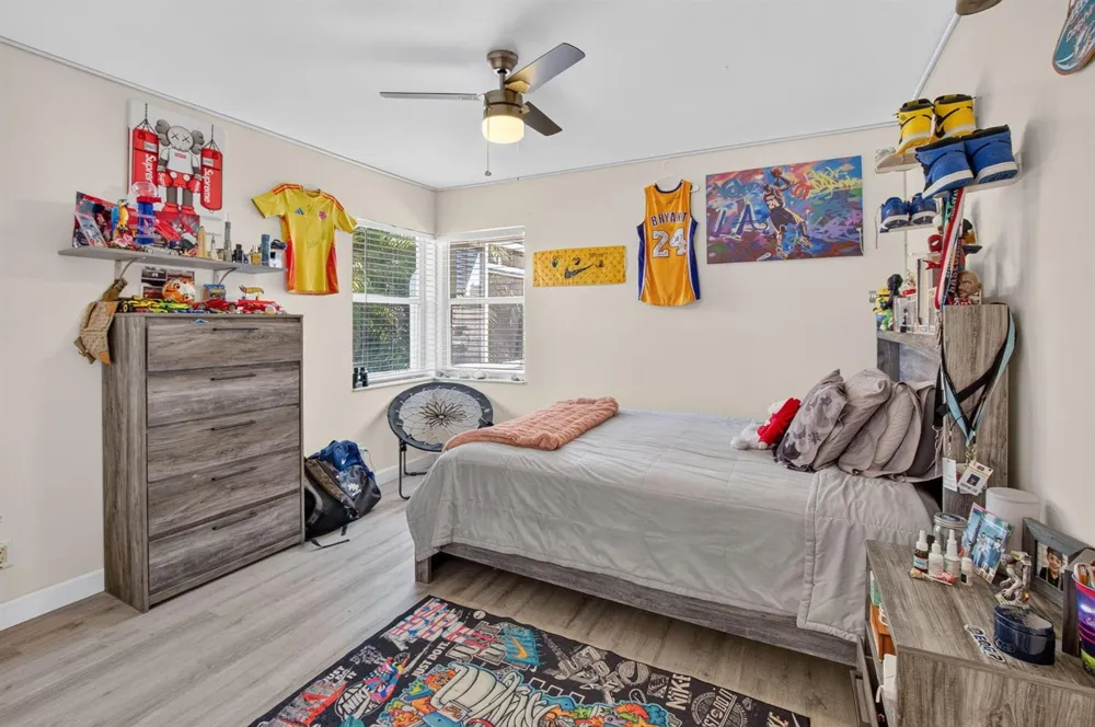19600 Sea Pines Way Boca Raton, FL 33498