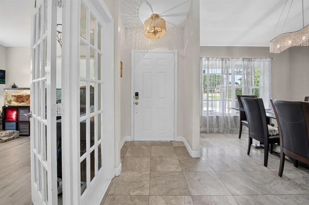 19600 Sea Pines Way Boca Raton, FL 33498