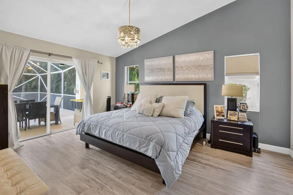 19600 Sea Pines Way Boca Raton, FL 33498
