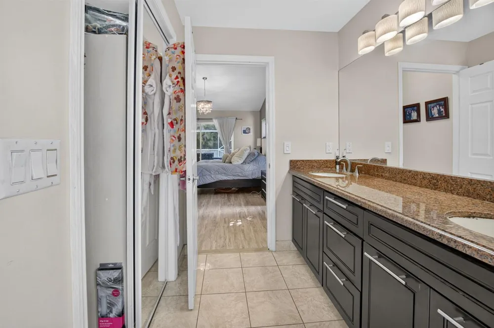 19600 Sea Pines Way Boca Raton, FL 33498