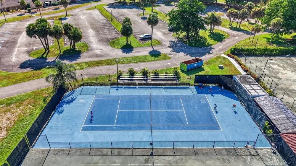19600 Sea Pines Way Boca Raton, FL 33498