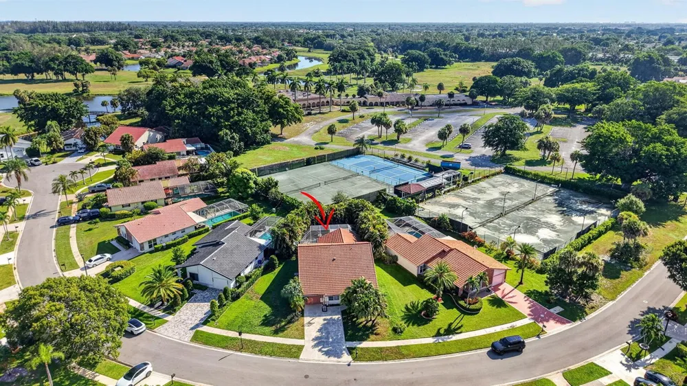 19600 Sea Pines Way Boca Raton, FL 33498