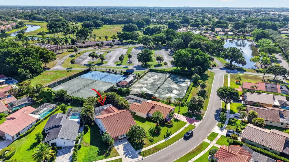 19600 Sea Pines Way Boca Raton, FL 33498