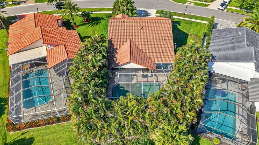 19600 Sea Pines Way Boca Raton, FL 33498