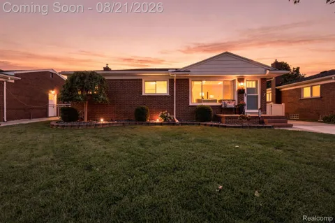 2465 Marian Drive