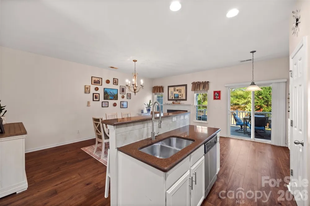 9700 Kings Parade Boulevard Charlotte, NC 28273