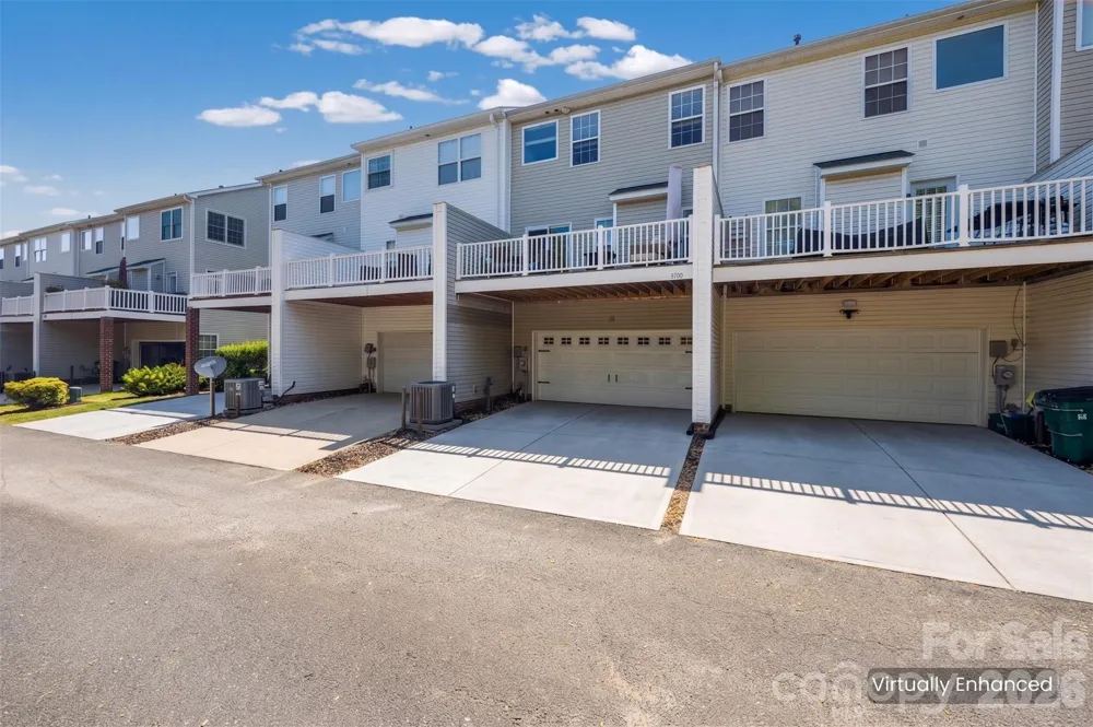 9700 Kings Parade Boulevard Charlotte, NC 28273