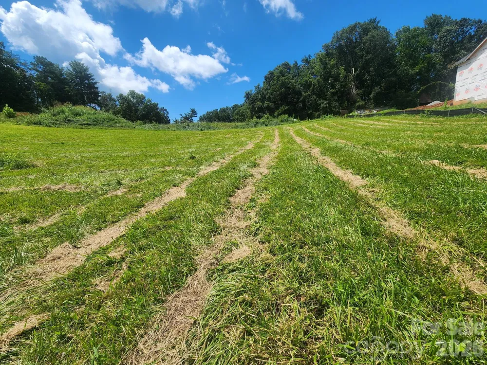 22 Setter Lane #3 Weaverville, NC 28787