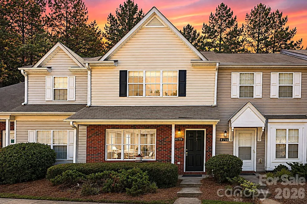 6720 Cypress Tree Lane Charlotte, NC 28215