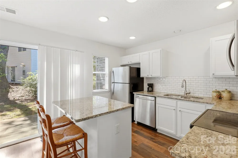 6720 Cypress Tree Lane Charlotte, NC 28215