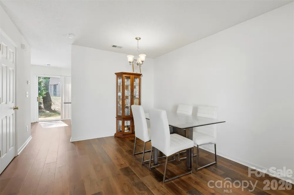 6720 Cypress Tree Lane Charlotte, NC 28215