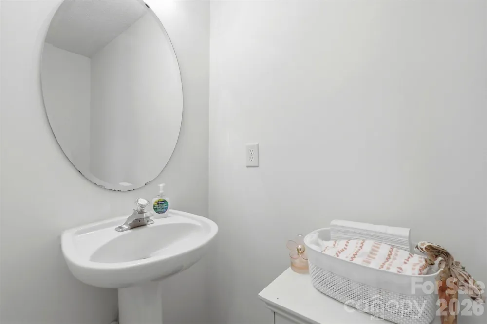 6720 Cypress Tree Lane Charlotte, NC 28215