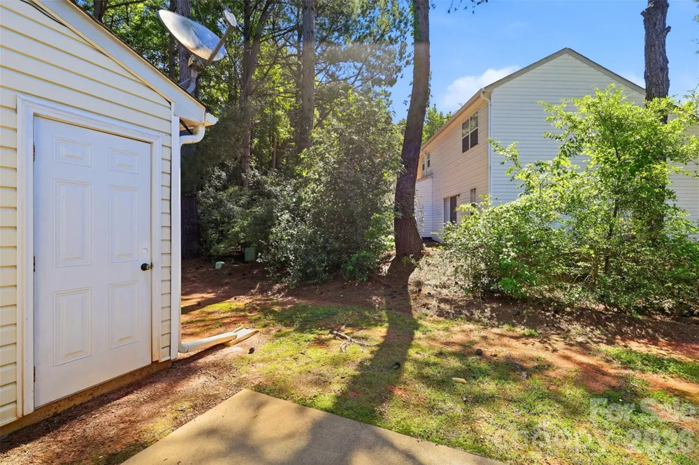 6720 Cypress Tree Lane Charlotte, NC 28215