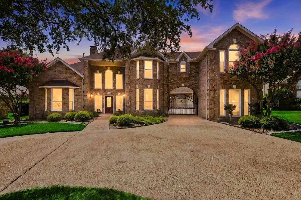 6301 Mesa Ridge Drive Fort Worth, TX 76137