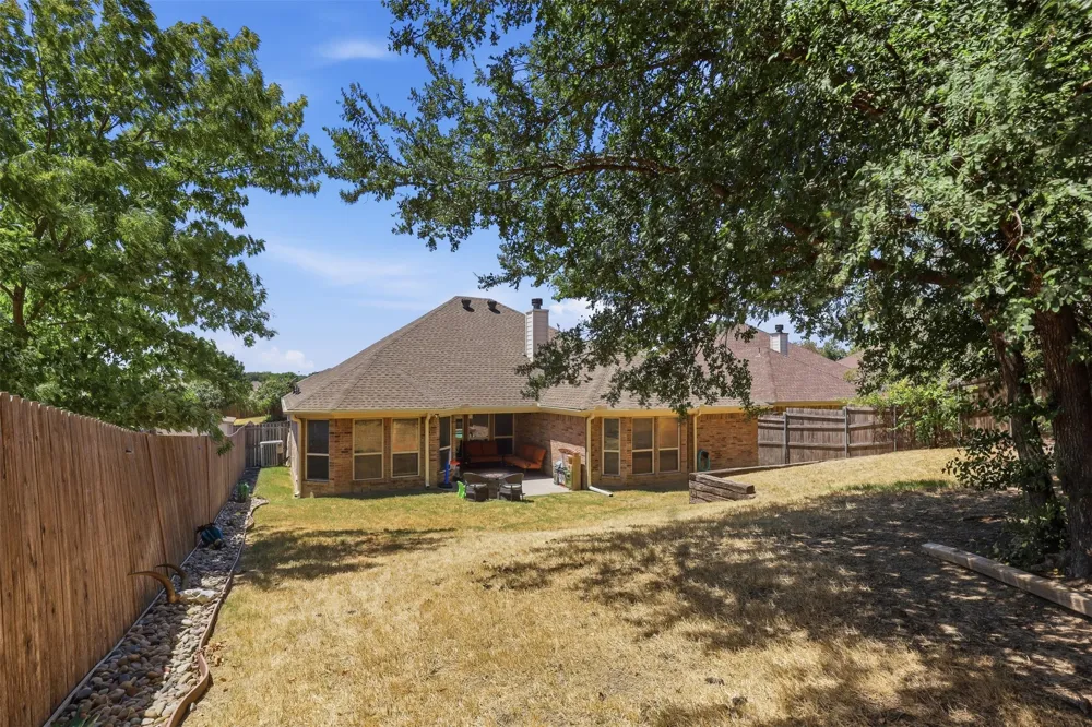 172 Overland Trail Willow Park, TX 76087