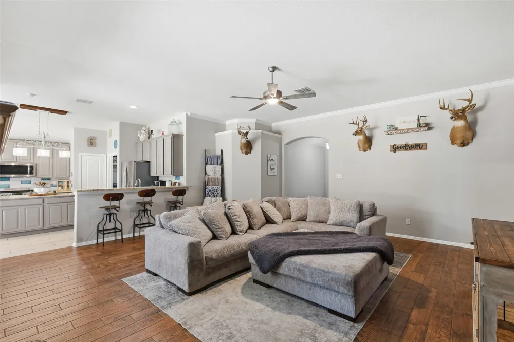 172 Overland Trail Willow Park, TX 76087