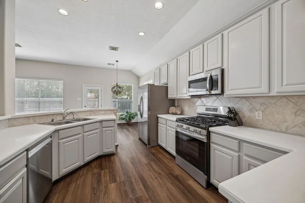 3214 Fair Falls Drive Kingwood, TX 77345