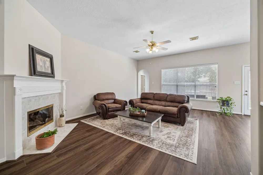 3214 Fair Falls Drive Kingwood, TX 77345
