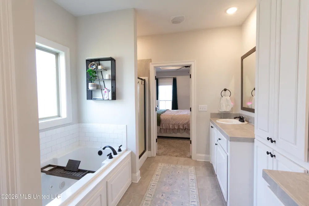 115 Chartleigh Circle Canton, MS 39046