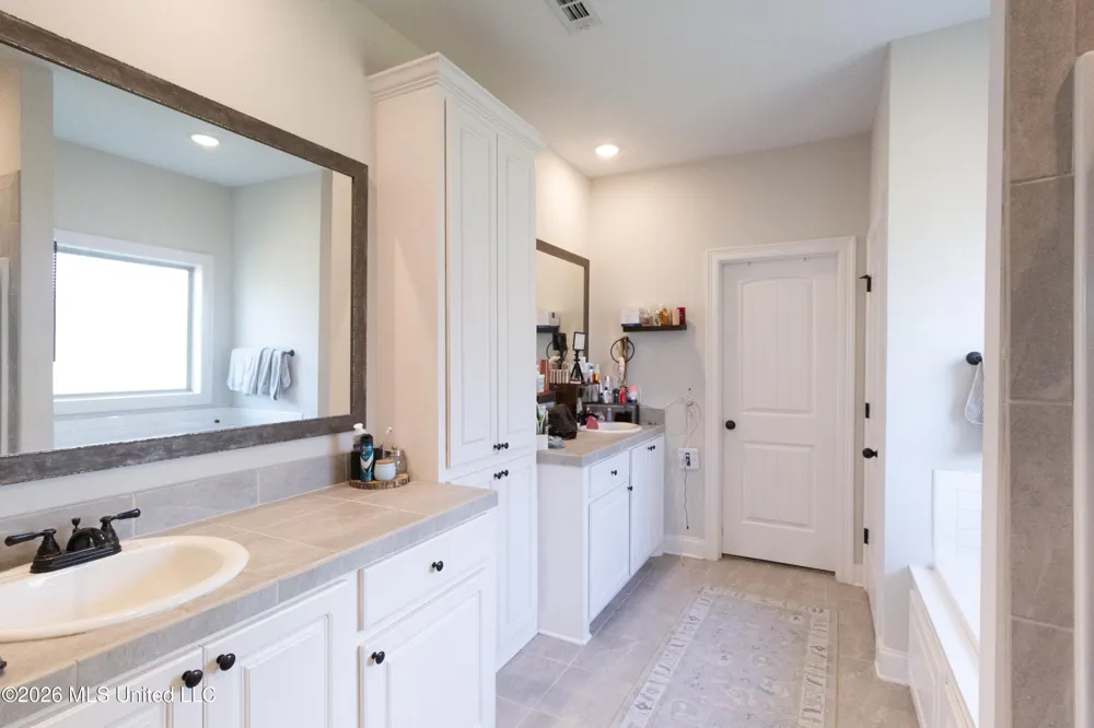 115 Chartleigh Circle Canton, MS 39046