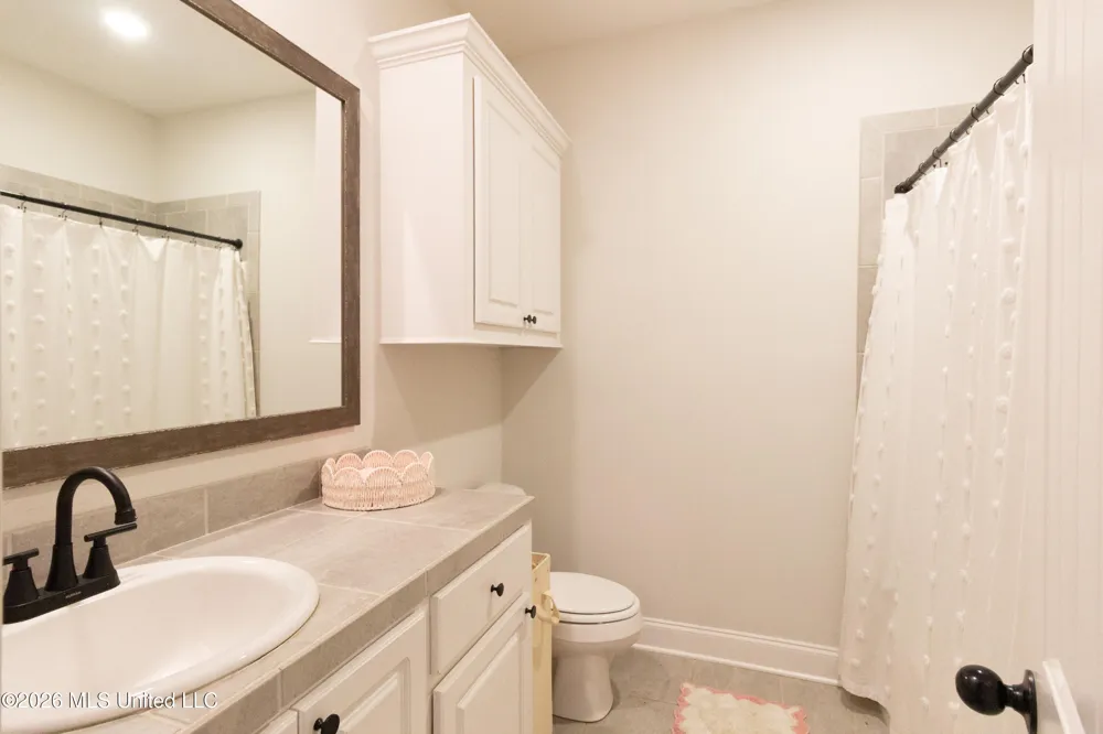 115 Chartleigh Circle Canton, MS 39046