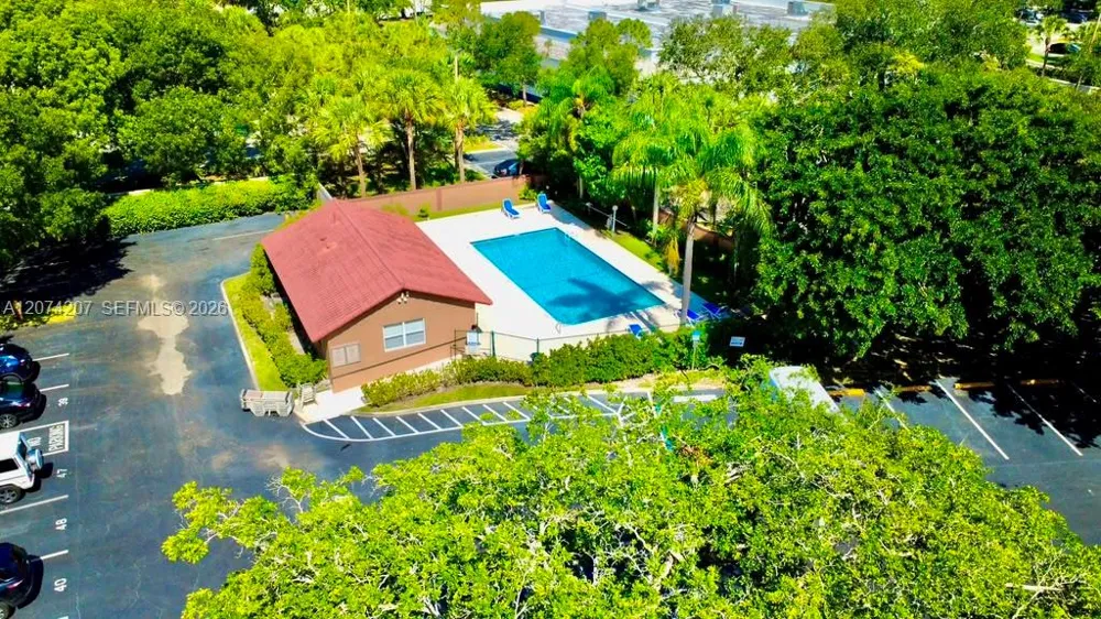 3432 NW 86th Way #201 Sunrise, FL 33351