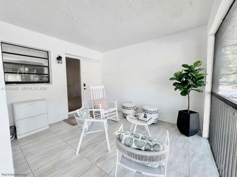 3432 NW 86th Way #201 Sunrise, FL 33351