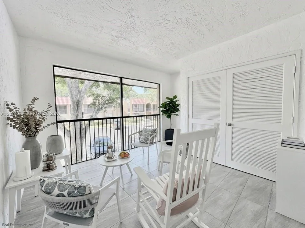 3432 NW 86th Way #201 Sunrise, FL 33351