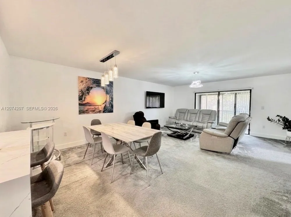 3432 NW 86th Way #201 Sunrise, FL 33351
