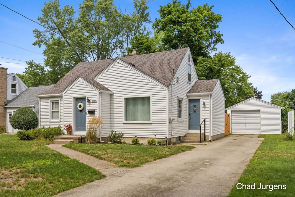 1333 Kelsey Street NE Grand Rapids, MI 49505