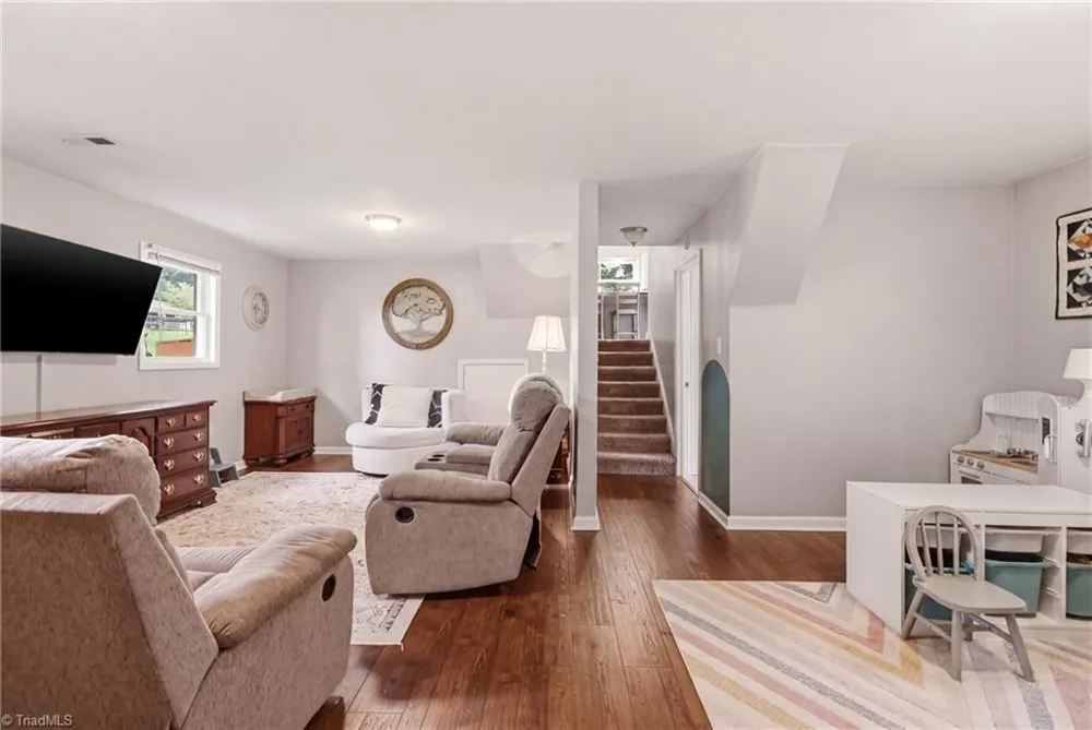 211 Yorktown Road Kernersville, NC 27284