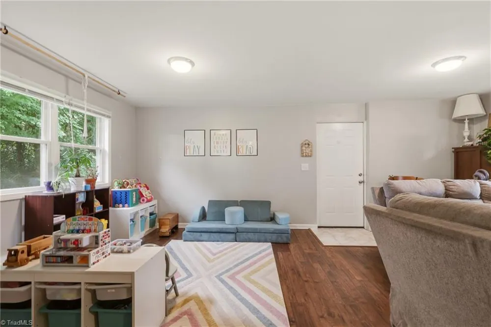 211 Yorktown Road Kernersville, NC 27284