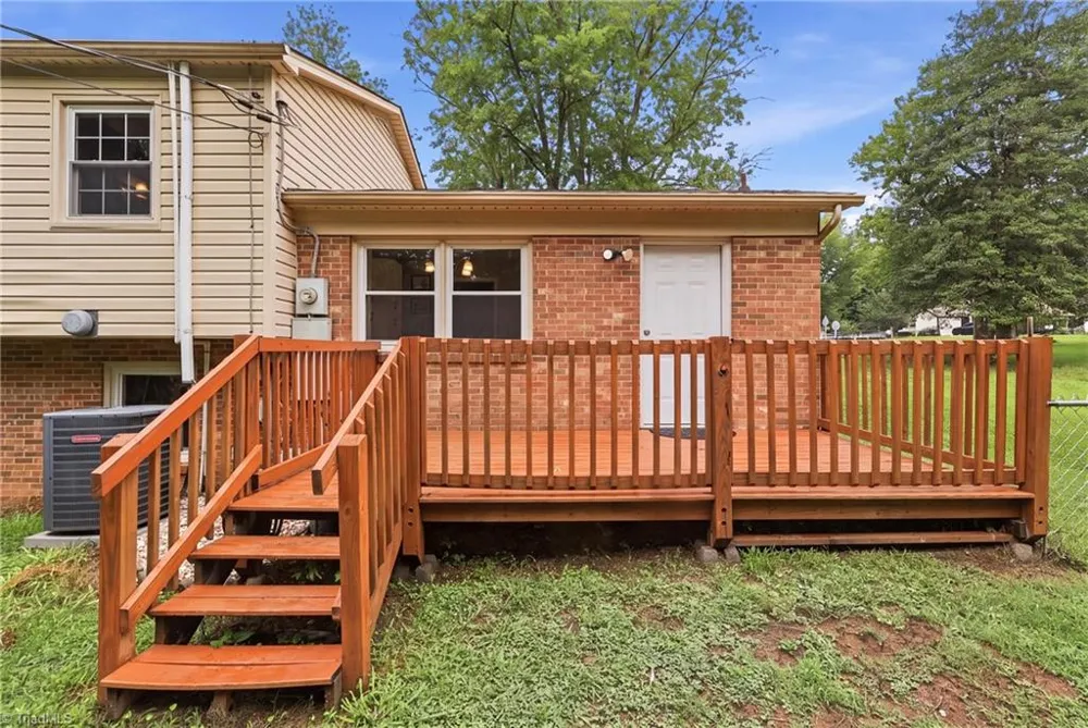 211 Yorktown Road Kernersville, NC 27284