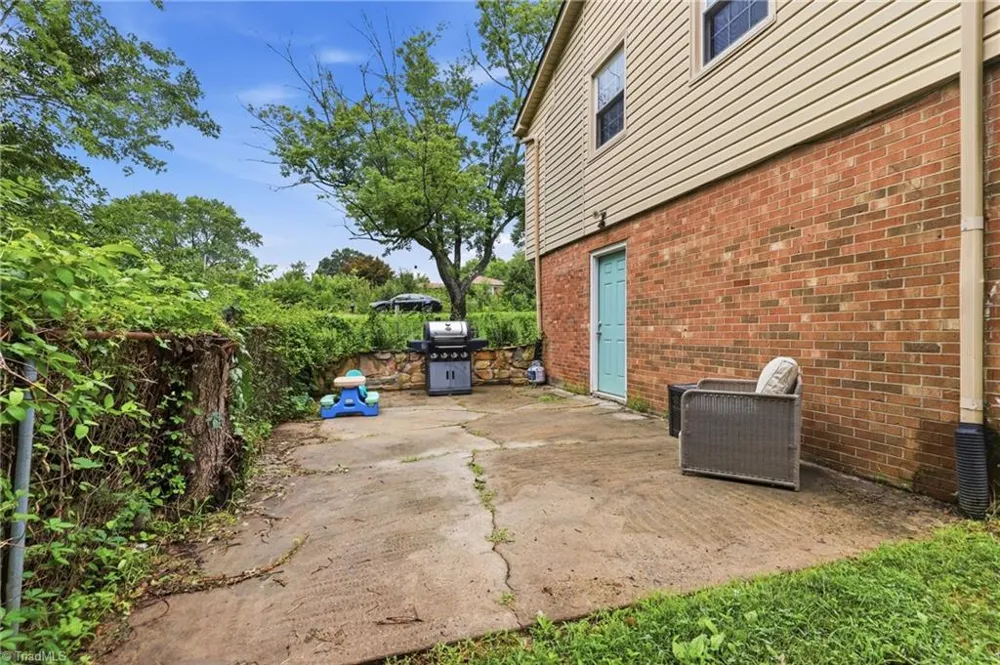 211 Yorktown Road Kernersville, NC 27284
