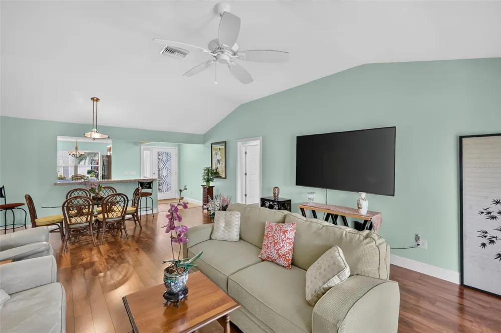 476 ISLAND HOUSE PATH The Villages, FL 32163