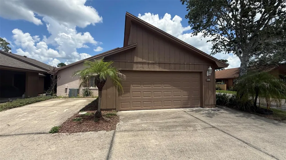 250 RAINTREE DRIVE Casselberry, FL 32707