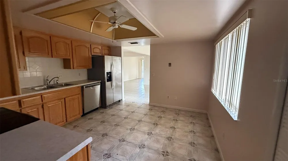 250 RAINTREE DRIVE Casselberry, FL 32707