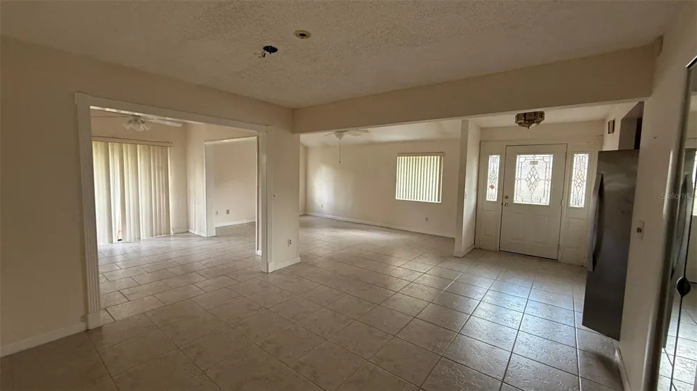 250 RAINTREE DRIVE Casselberry, FL 32707
