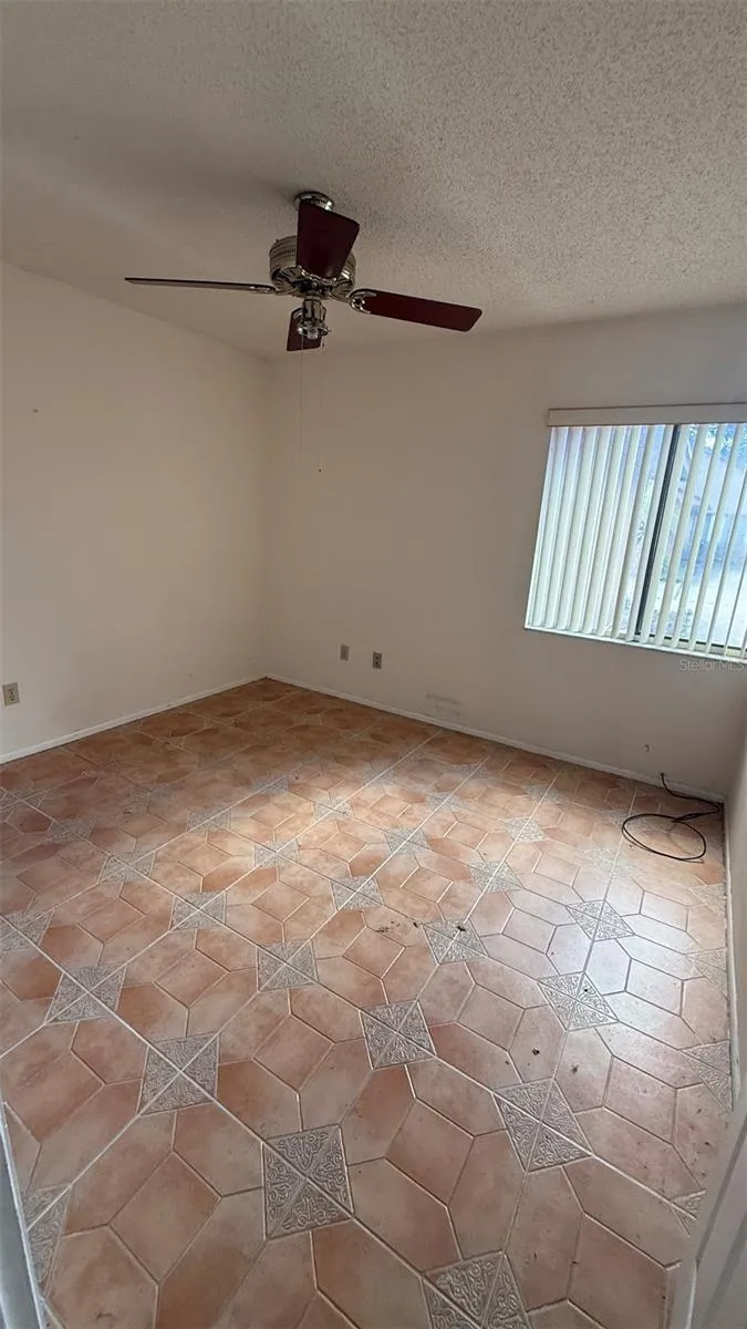 250 RAINTREE DRIVE Casselberry, FL 32707