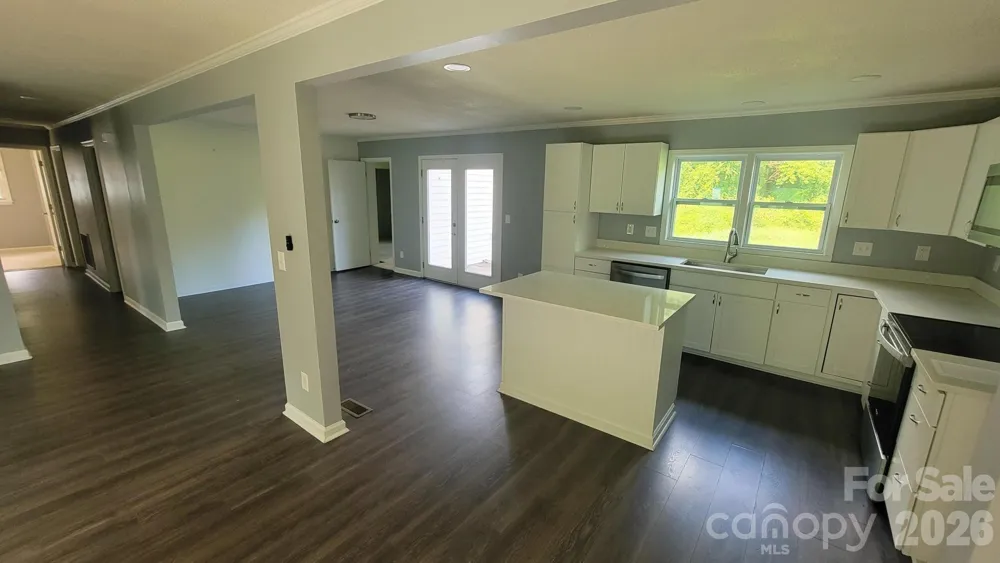 228 Tot Dellinger Road Cherryville, NC 28021